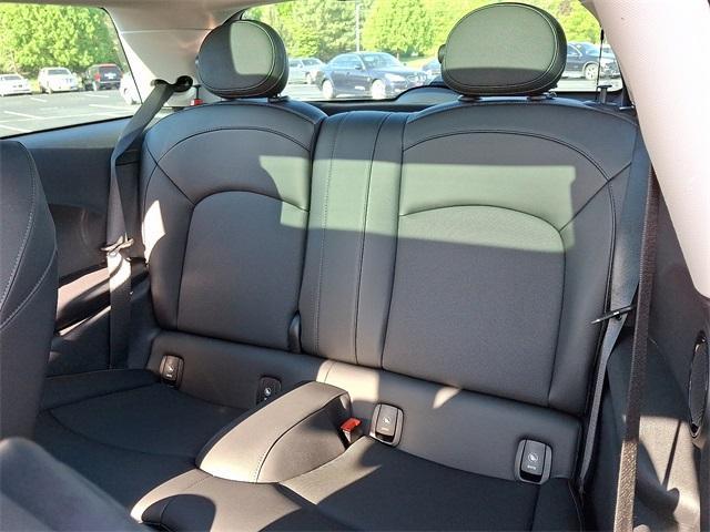used 2022 MINI Hardtop car, priced at $25,490