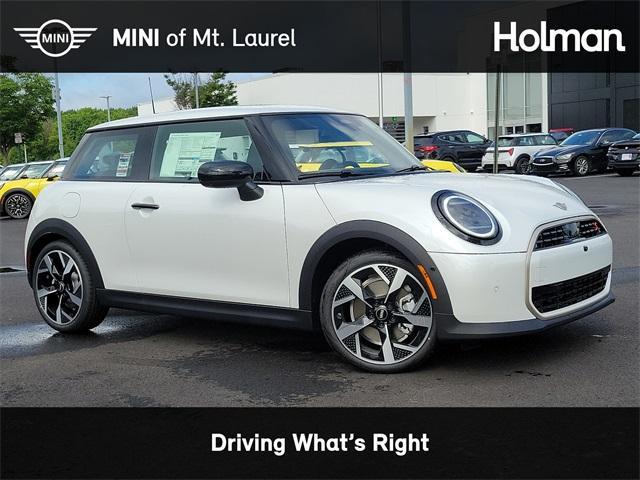 new 2025 MINI Hardtop car, priced at $38,295