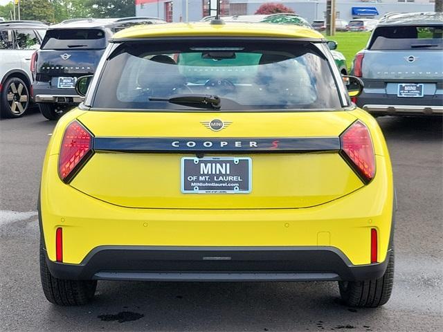 new 2025 MINI Hardtop car, priced at $36,495