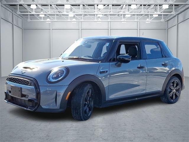 used 2022 MINI Hardtop car, priced at $21,780