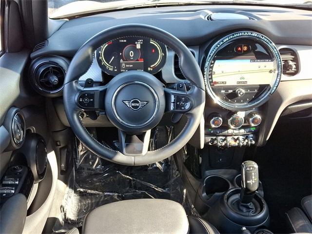 used 2022 MINI Hardtop car, priced at $21,780