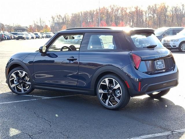 new 2025 MINI Hardtop car, priced at $36,145