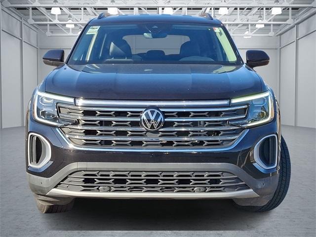 used 2024 Volkswagen Atlas car, priced at $32,455