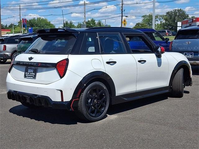 new 2025 MINI Hardtop car, priced at $42,915
