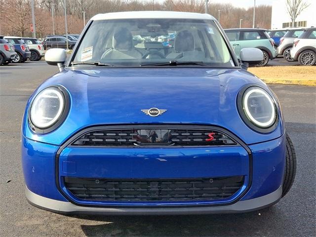 new 2025 MINI Hardtop car, priced at $36,980