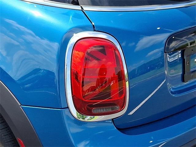 used 2023 MINI Hardtop car, priced at $26,288