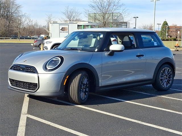 new 2025 MINI Hardtop car, priced at $32,345