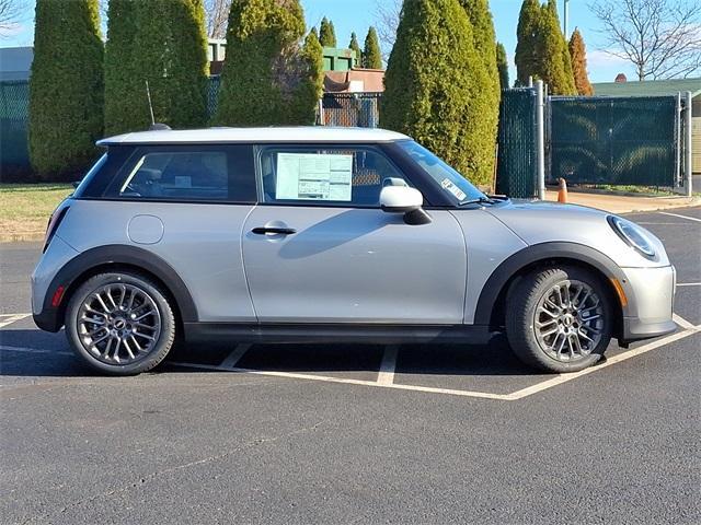 new 2025 MINI Hardtop car, priced at $32,345