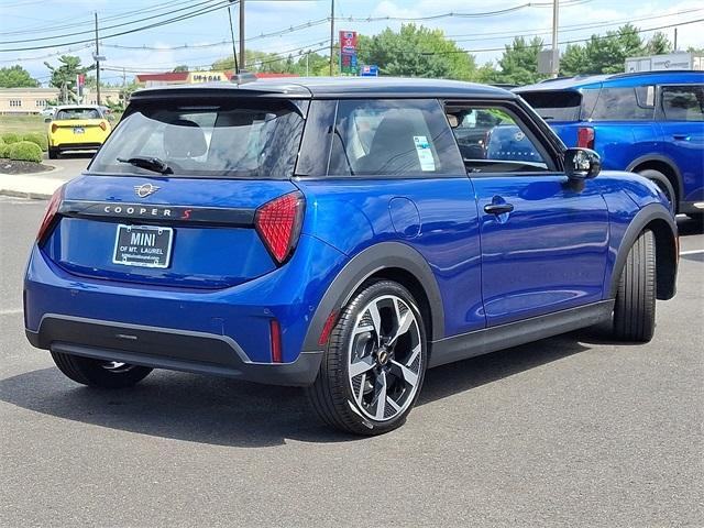used 2025 MINI Hardtop car, priced at $29,440