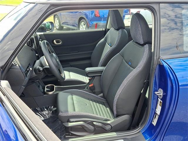 used 2025 MINI Hardtop car, priced at $29,440