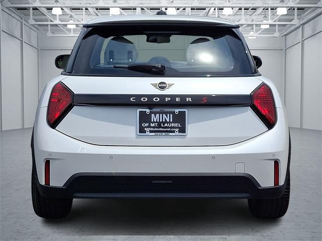 used 2025 MINI Hardtop car, priced at $28,760