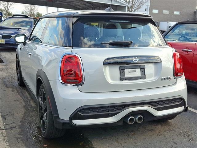 used 2023 MINI Hardtop car, priced at $24,425