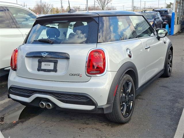 used 2023 MINI Hardtop car, priced at $24,425