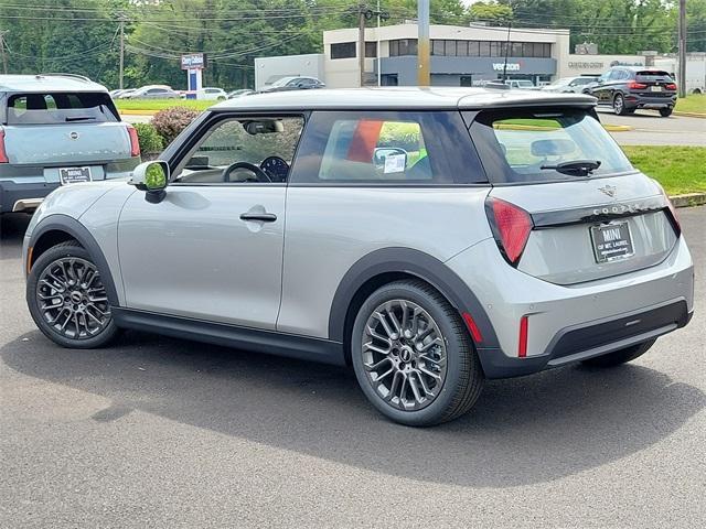 new 2025 MINI Hardtop car, priced at $35,680