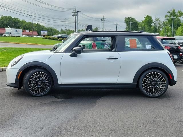 new 2025 MINI Hardtop car, priced at $37,080