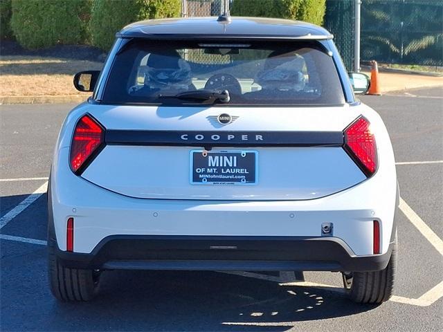 new 2025 MINI Hardtop car, priced at $32,945