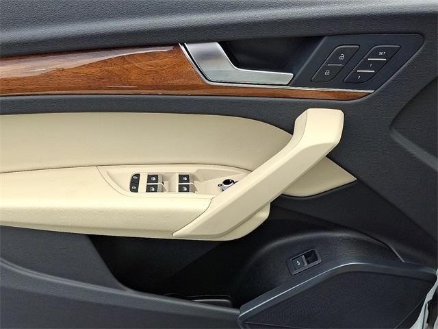 used 2022 Audi Q5 car, priced at $31,570