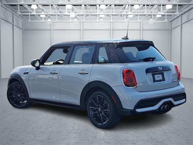 used 2023 MINI Hardtop car, priced at $23,510