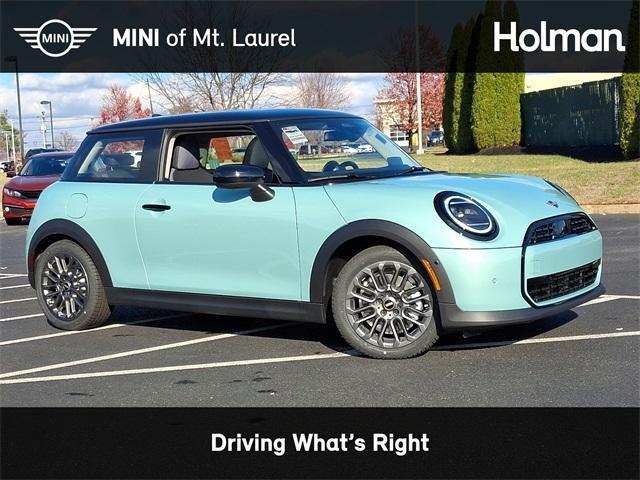 new 2025 MINI Hardtop car, priced at $32,430