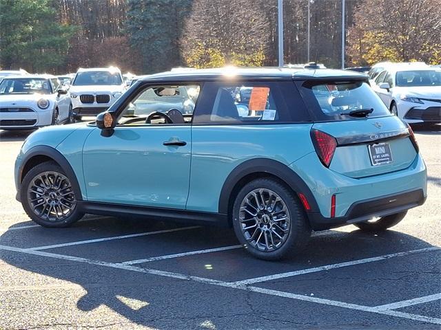 new 2025 MINI Hardtop car, priced at $32,430