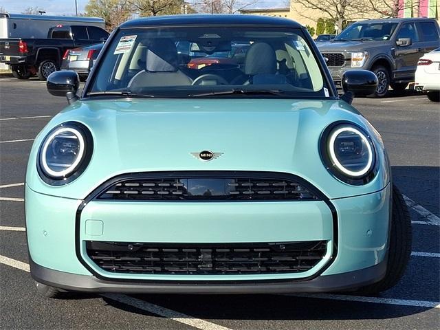 new 2025 MINI Hardtop car, priced at $32,430