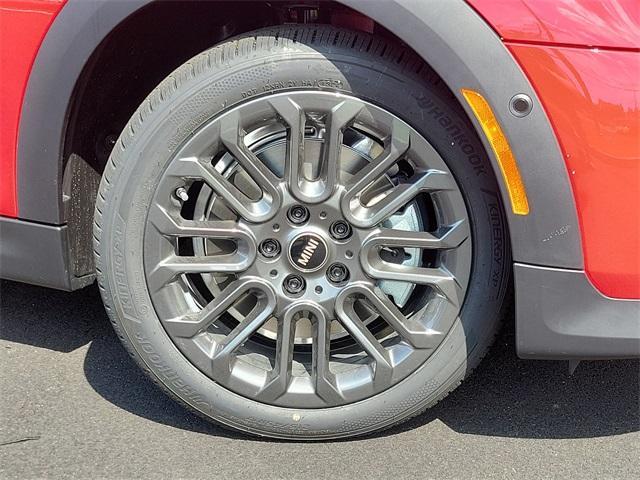 used 2025 MINI Hardtop car, priced at $31,575