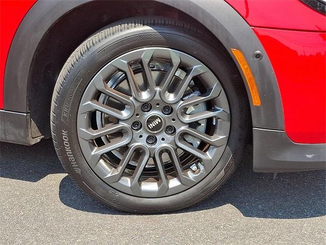 used 2025 MINI Hardtop car, priced at $29,820