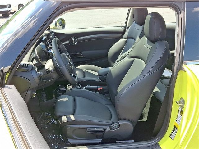 used 2023 MINI Hardtop car, priced at $24,995