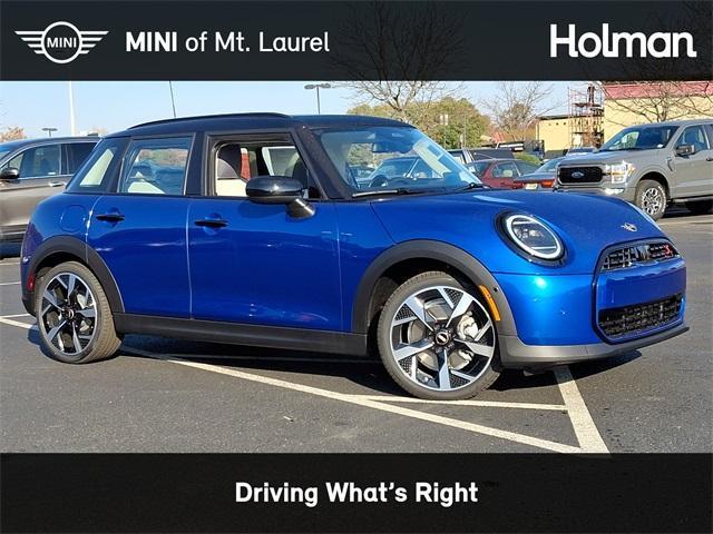 new 2025 MINI Hardtop car, priced at $37,995