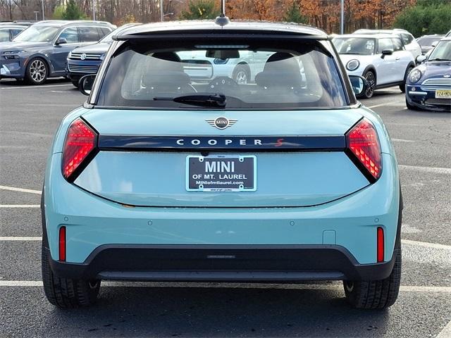 new 2025 MINI Hardtop car, priced at $35,895