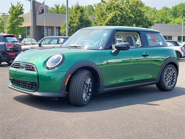 new 2025 MINI Hardtop car, priced at $35,895