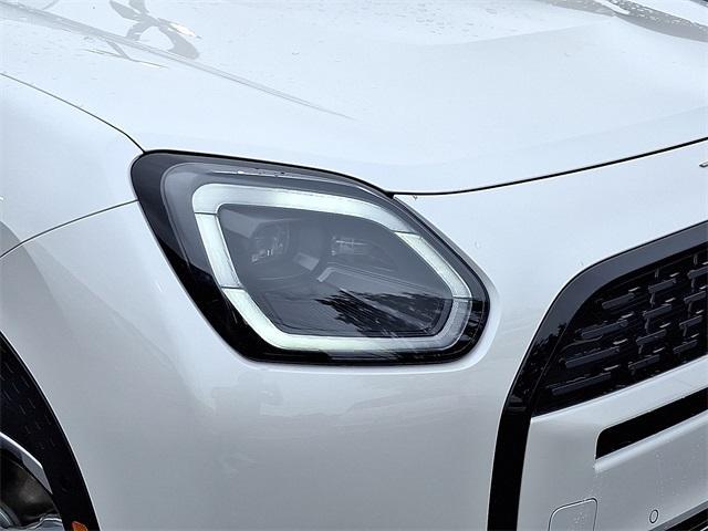 new 2025 MINI Countryman car, priced at $40,905