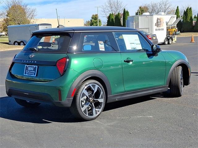 new 2025 MINI Hardtop car, priced at $33,245