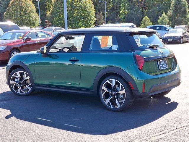 new 2025 MINI Hardtop car, priced at $33,245