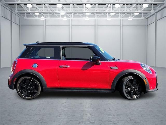 used 2022 MINI Hardtop car, priced at $21,430