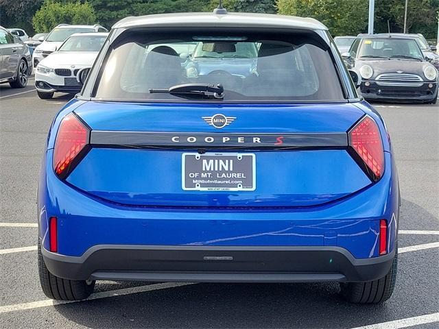 new 2025 MINI Hardtop car, priced at $37,745