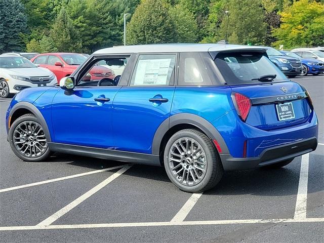 new 2025 MINI Hardtop car, priced at $37,745