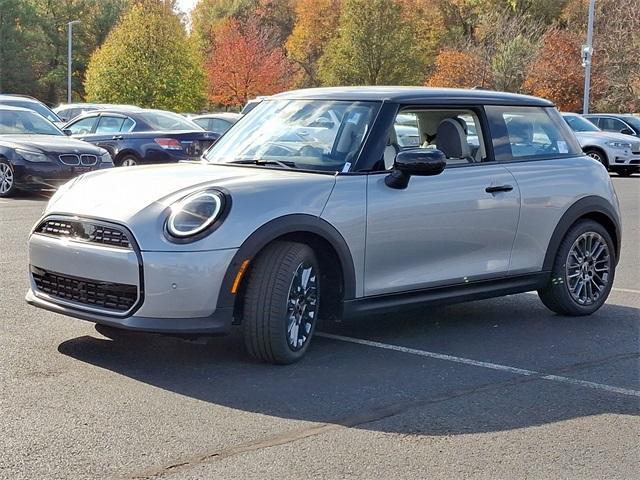 new 2025 MINI Hardtop car, priced at $32,345