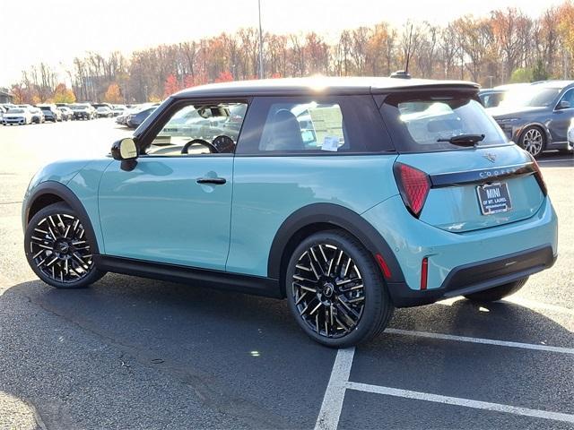 new 2025 MINI Hardtop car, priced at $38,295