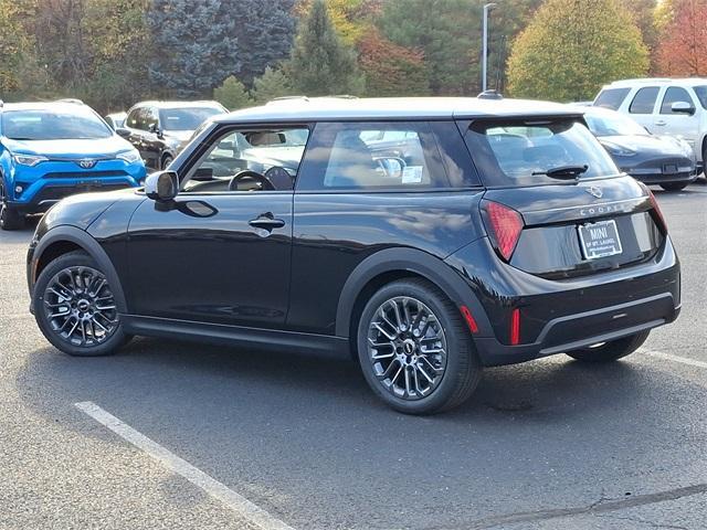 new 2025 MINI Hardtop car, priced at $32,345