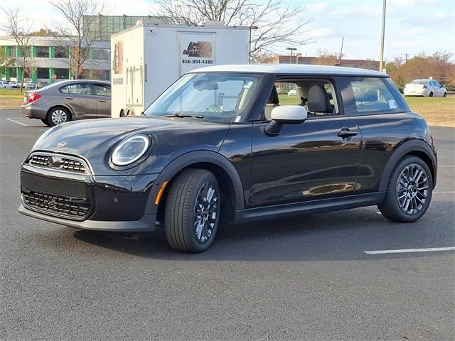 new 2025 MINI Hardtop car, priced at $32,345