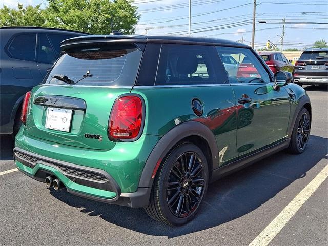 used 2023 MINI Hardtop car, priced at $24,765