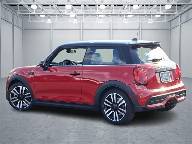 used 2022 MINI Hardtop car, priced at $25,440