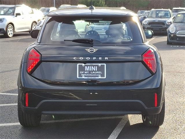 new 2025 MINI Hardtop car, priced at $33,945