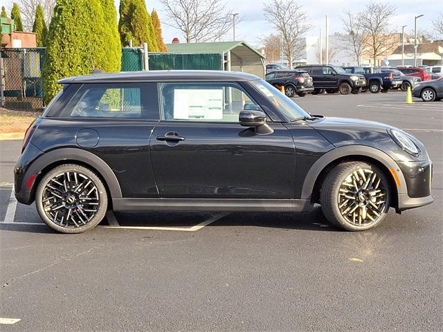 new 2025 MINI Hardtop car, priced at $33,945