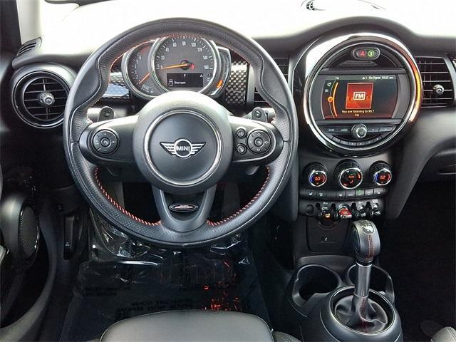 used 2019 MINI Hardtop car, priced at $18,299
