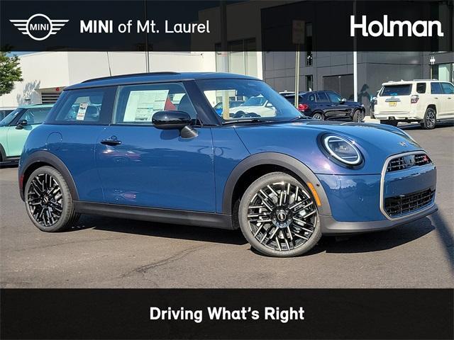 new 2025 MINI Hardtop car, priced at $37,315