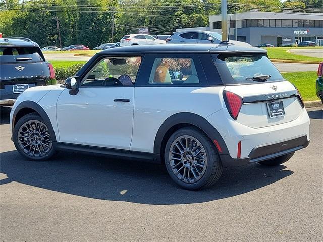 new 2025 MINI Hardtop car, priced at $32,420