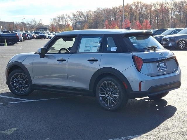 new 2025 MINI Hardtop car, priced at $38,295