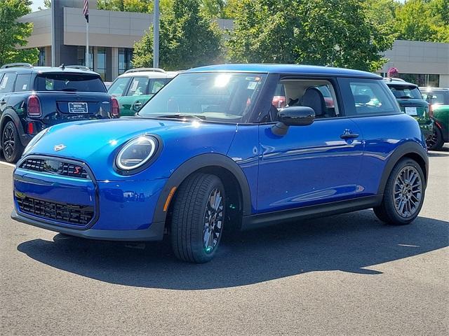 new 2025 MINI Hardtop car, priced at $36,055